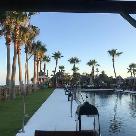 Apartamento Con Piscina ,Playa Con Vistas Panoramicas En La Marina De Sotogrande San Roque  Dış mekan fotoğraf
