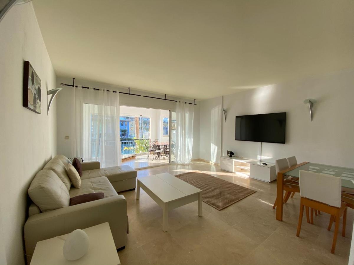 Apartamento Con Piscina ,Playa Con Vistas Panoramicas En La Marina De Sotogrande San Roque  Dış mekan fotoğraf