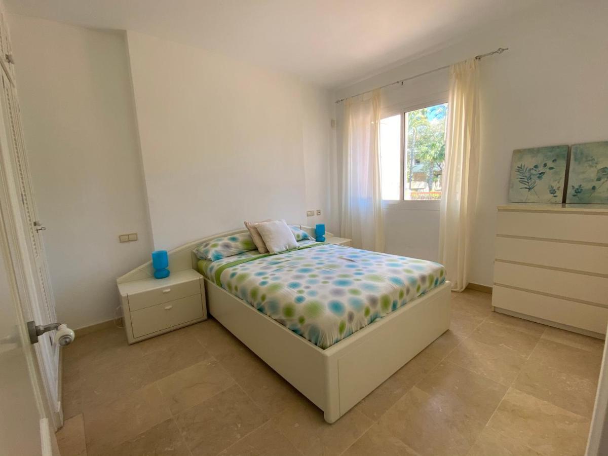 Apartamento Con Piscina ,Playa Con Vistas Panoramicas En La Marina De Sotogrande San Roque  Dış mekan fotoğraf