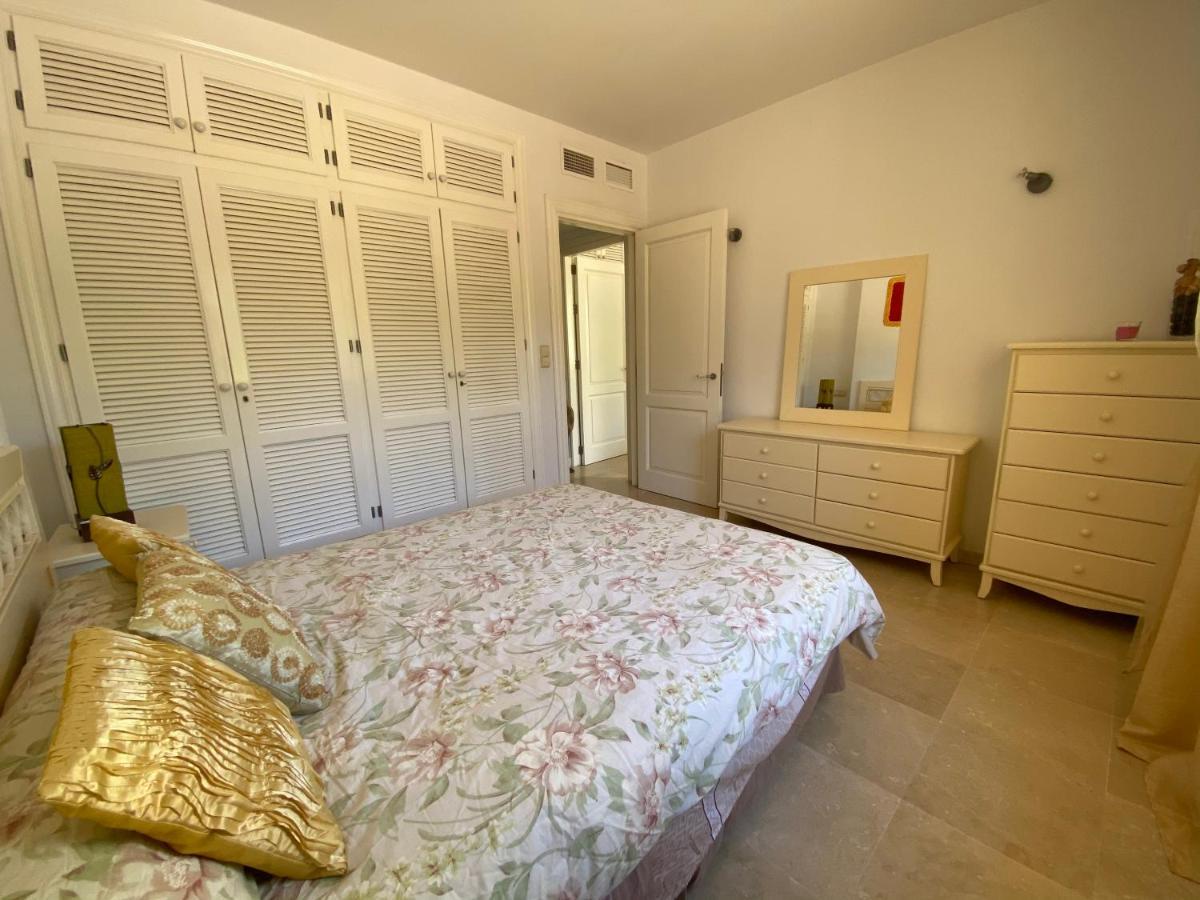 Apartamento Con Piscina ,Playa Con Vistas Panoramicas En La Marina De Sotogrande San Roque  Dış mekan fotoğraf