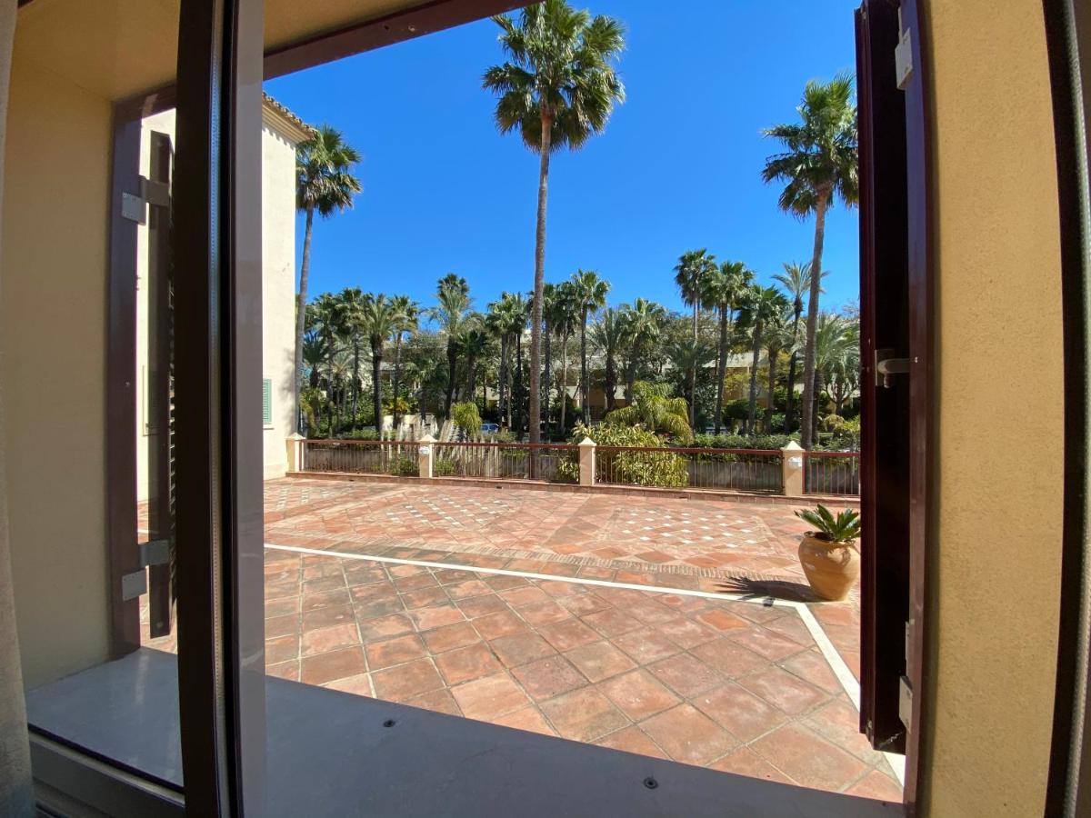 Apartamento Con Piscina ,Playa Con Vistas Panoramicas En La Marina De Sotogrande San Roque  Dış mekan fotoğraf