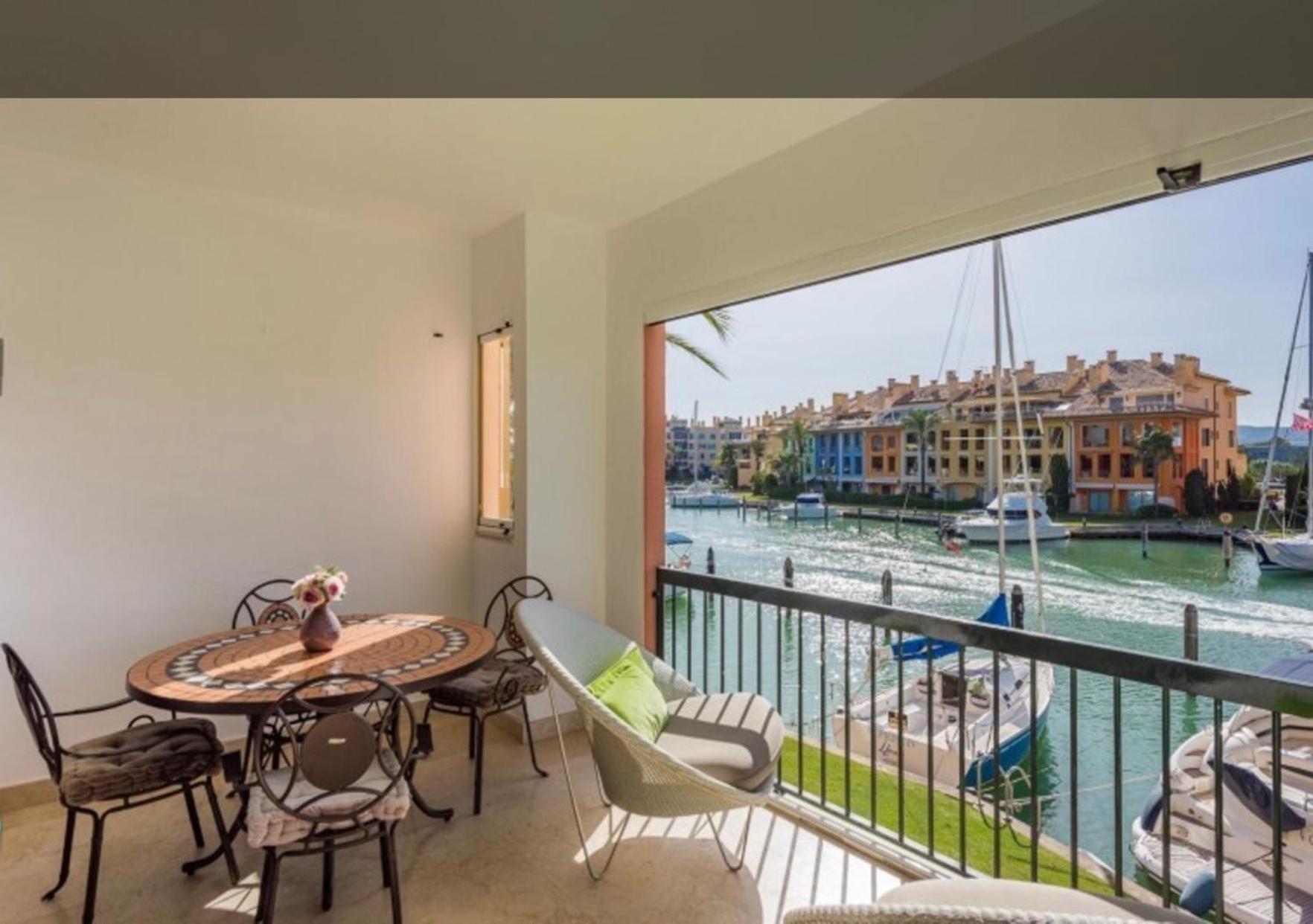 Apartamento Con Piscina ,Playa Con Vistas Panoramicas En La Marina De Sotogrande San Roque  Dış mekan fotoğraf
